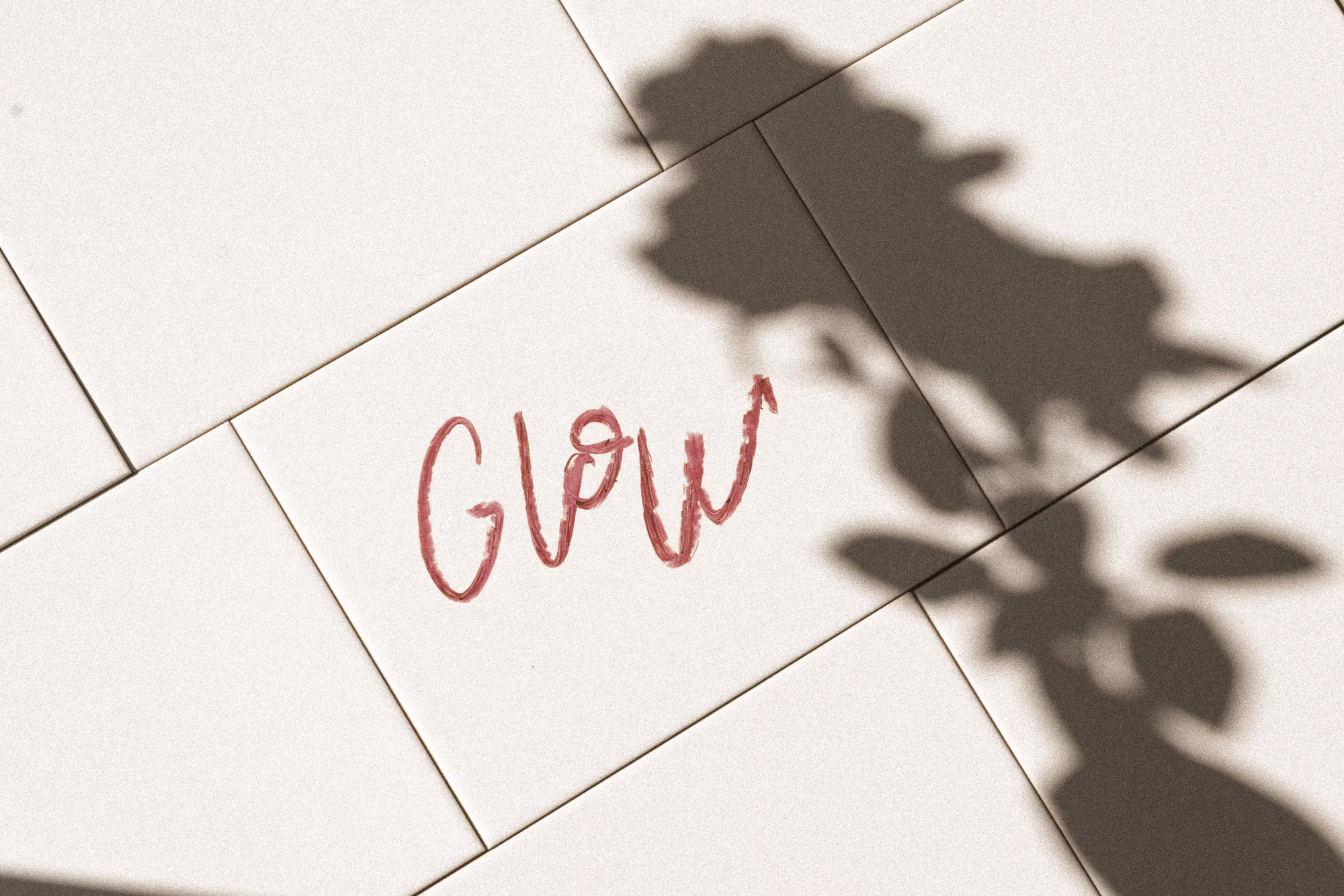 Exploring the Spectrum of Makeup: From Classic to Innovative Formulations